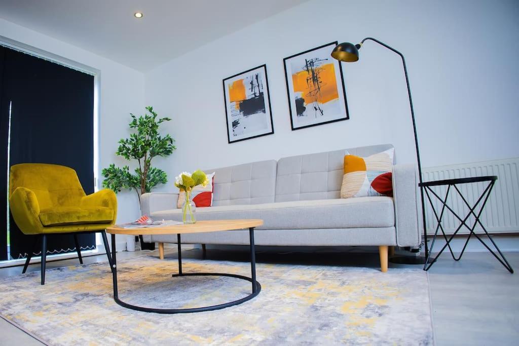 Isinmi Home - Close To Mcr City Manchester Esterno foto