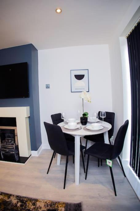 Isinmi Home - Close To Mcr City Manchester Esterno foto