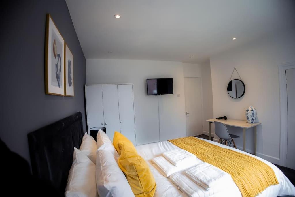 Isinmi Home - Close To Mcr City Manchester Esterno foto